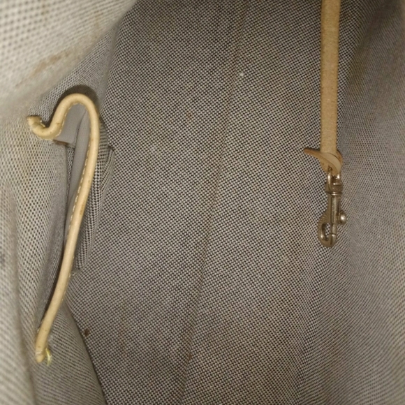 Dooney and Bourke Black & Tan Domed Leather Satchel Logo - Picture 8 of 16